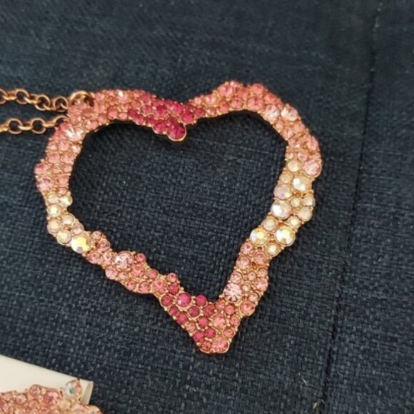 Betsey Johnson RHINESTONE HEARTS 3 PIECE SET - Picture 4 of 9